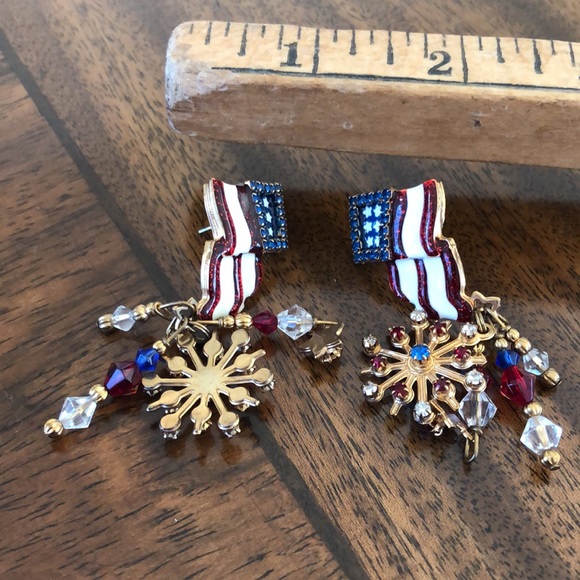 Vintage Lunch at the Ritz patriotic pierced fireworks earrings - Picture 14 of 15